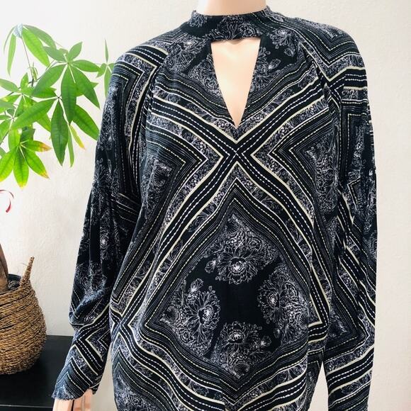 Free People Women’s Walking On A Dream Geometric Print Tunic Top Black Size XS - Picture 9 of 13